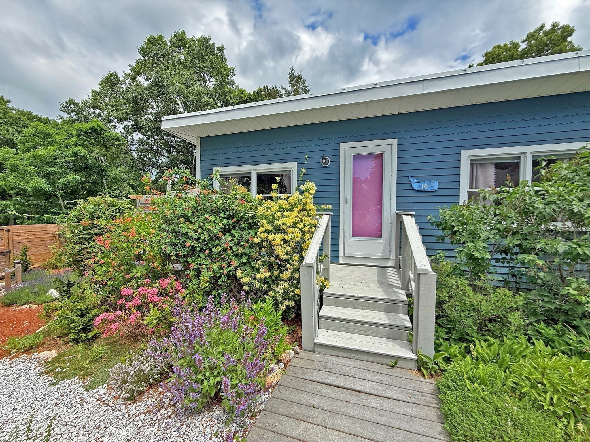 10 Atwater Dr Property Photo 3