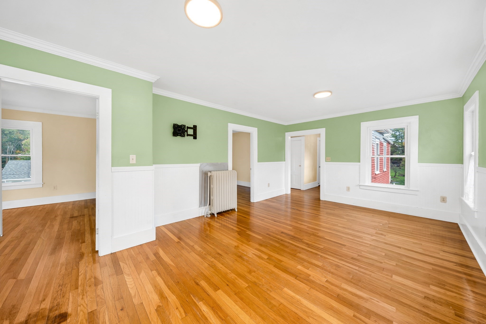 31 Gardner St # 2 Property Photo 3