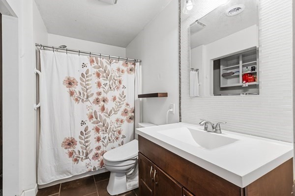 96 Old Colony # 234 Property Photo 4