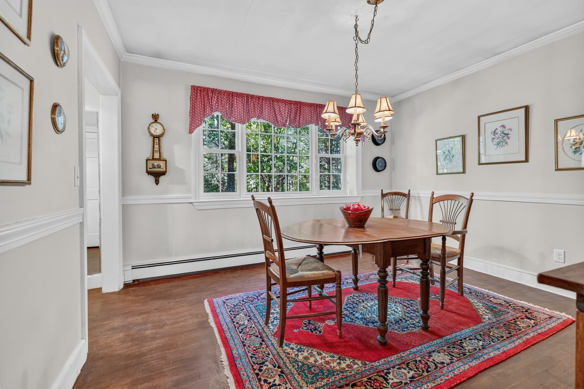 208 Dutton Road Property Photo 8
