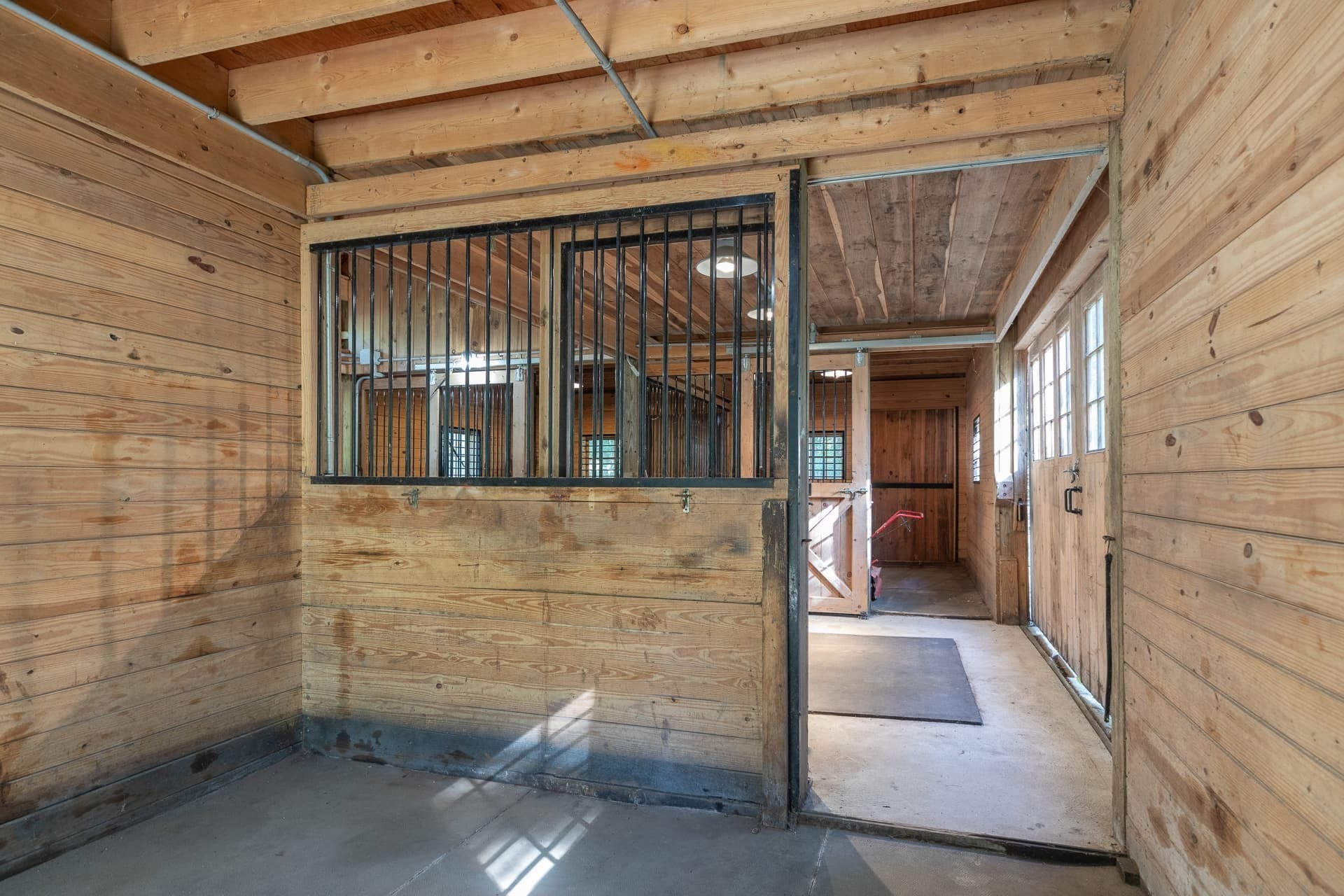 208 Dutton Road Property Photo 34