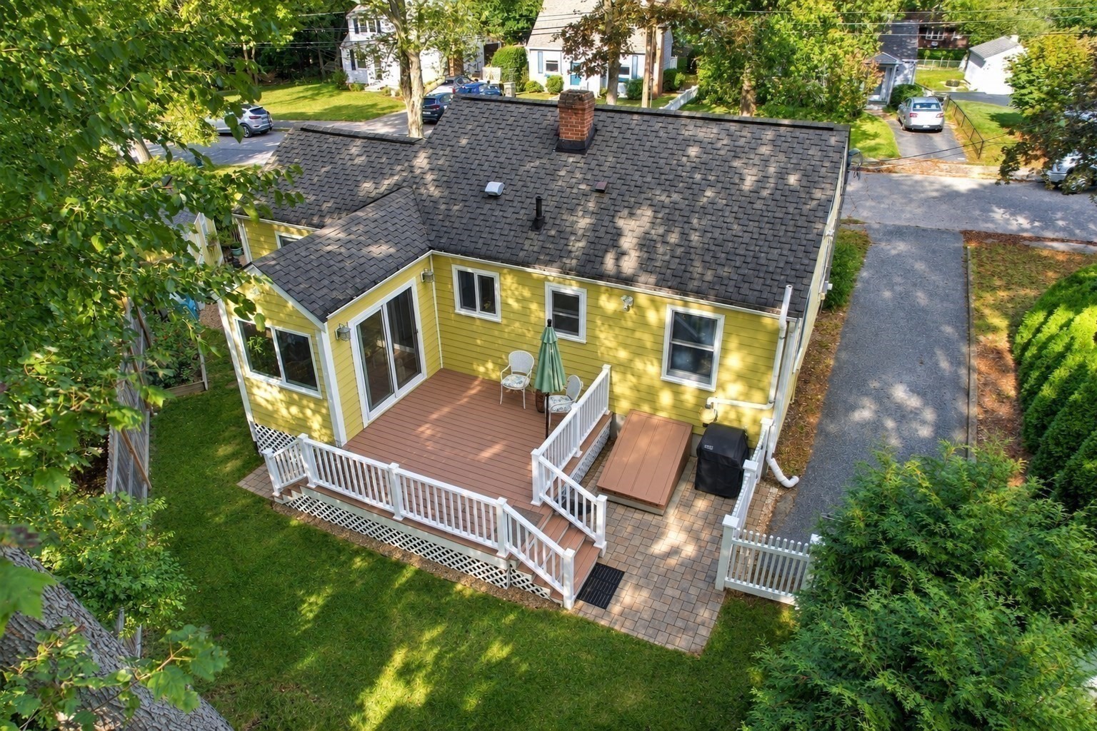 54 Joclyn Ave Property Photo 19
