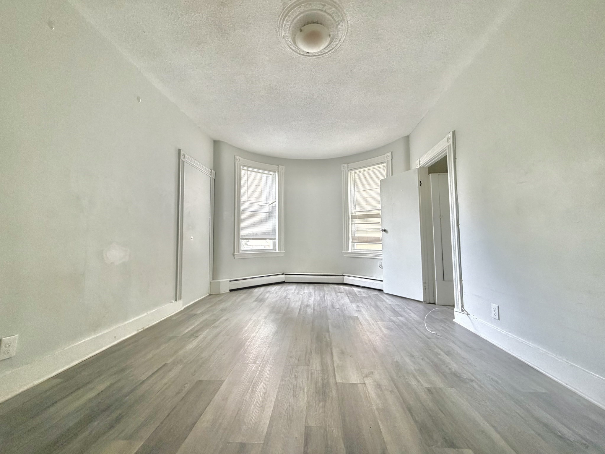 8-10 Oakland St # 1 Property Photo 3