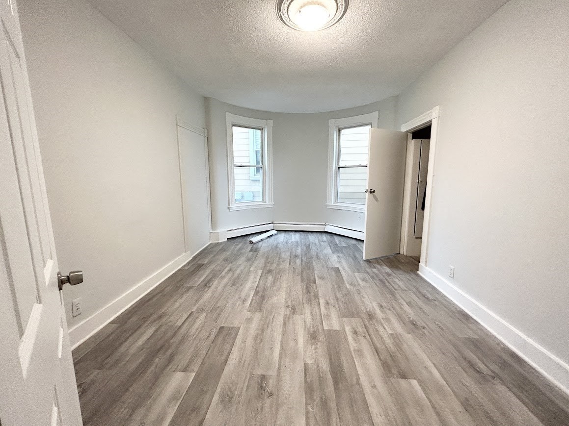 8-10 Oakland St # 1 Property Photo 6
