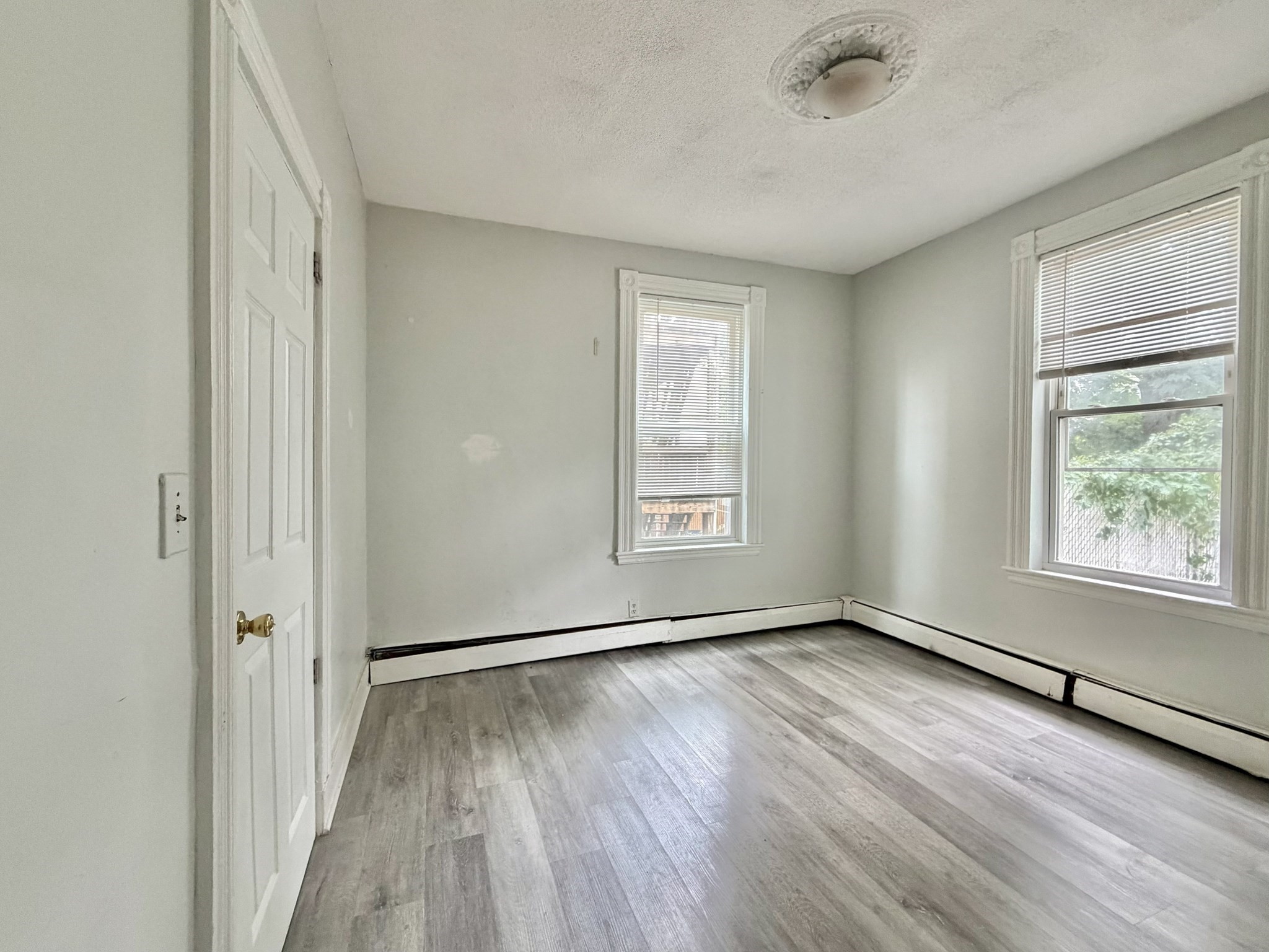 8-10 Oakland St # 1 Property Photo 10