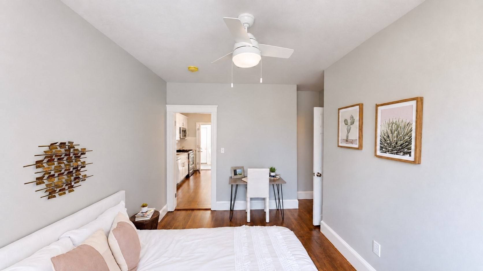 836 Canterbury St Property Photo 8