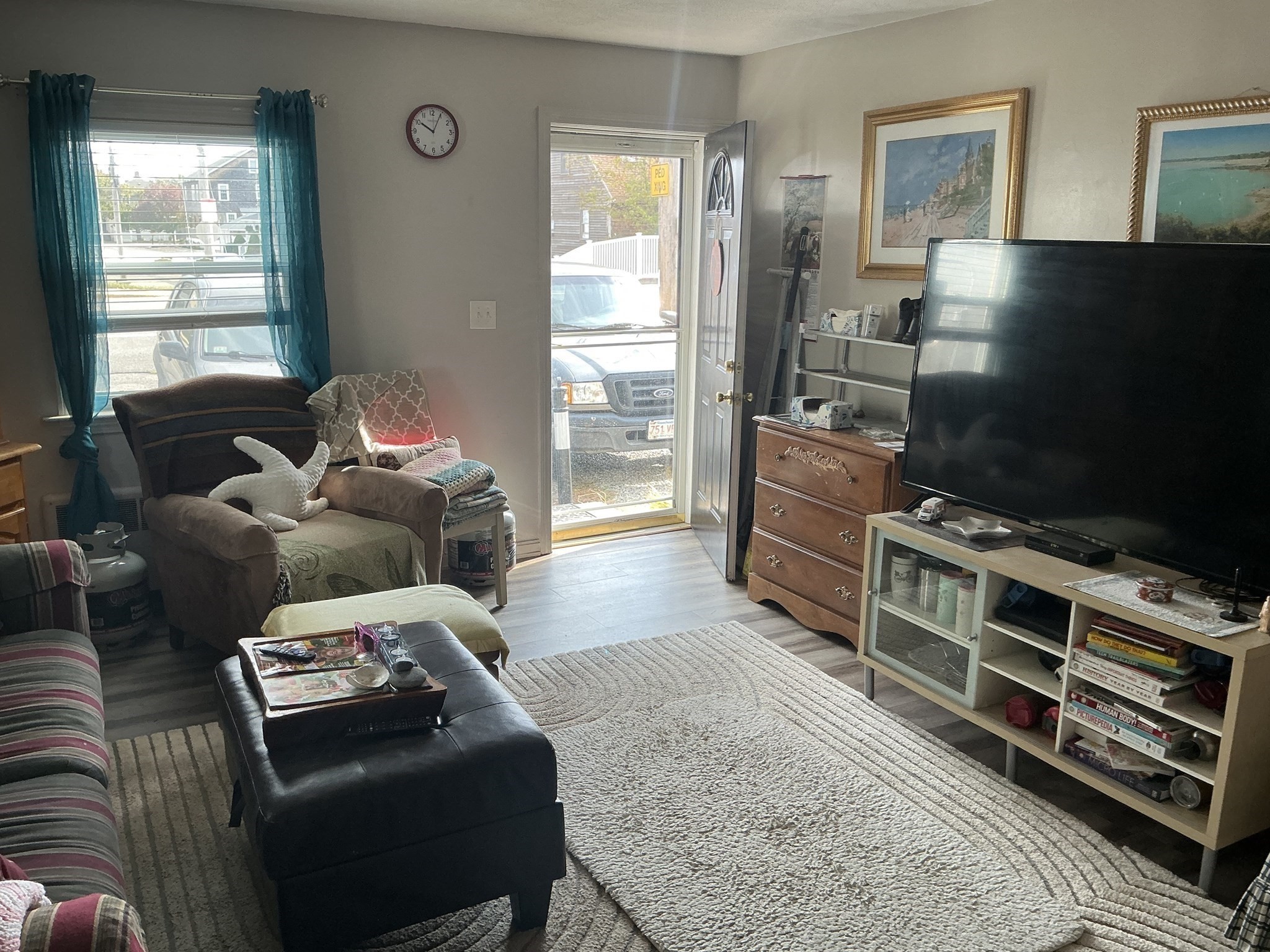 567 Nantasket Ave Property Photo 4