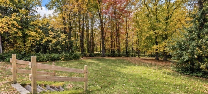 26 Sturbridge Road Property Photo 8