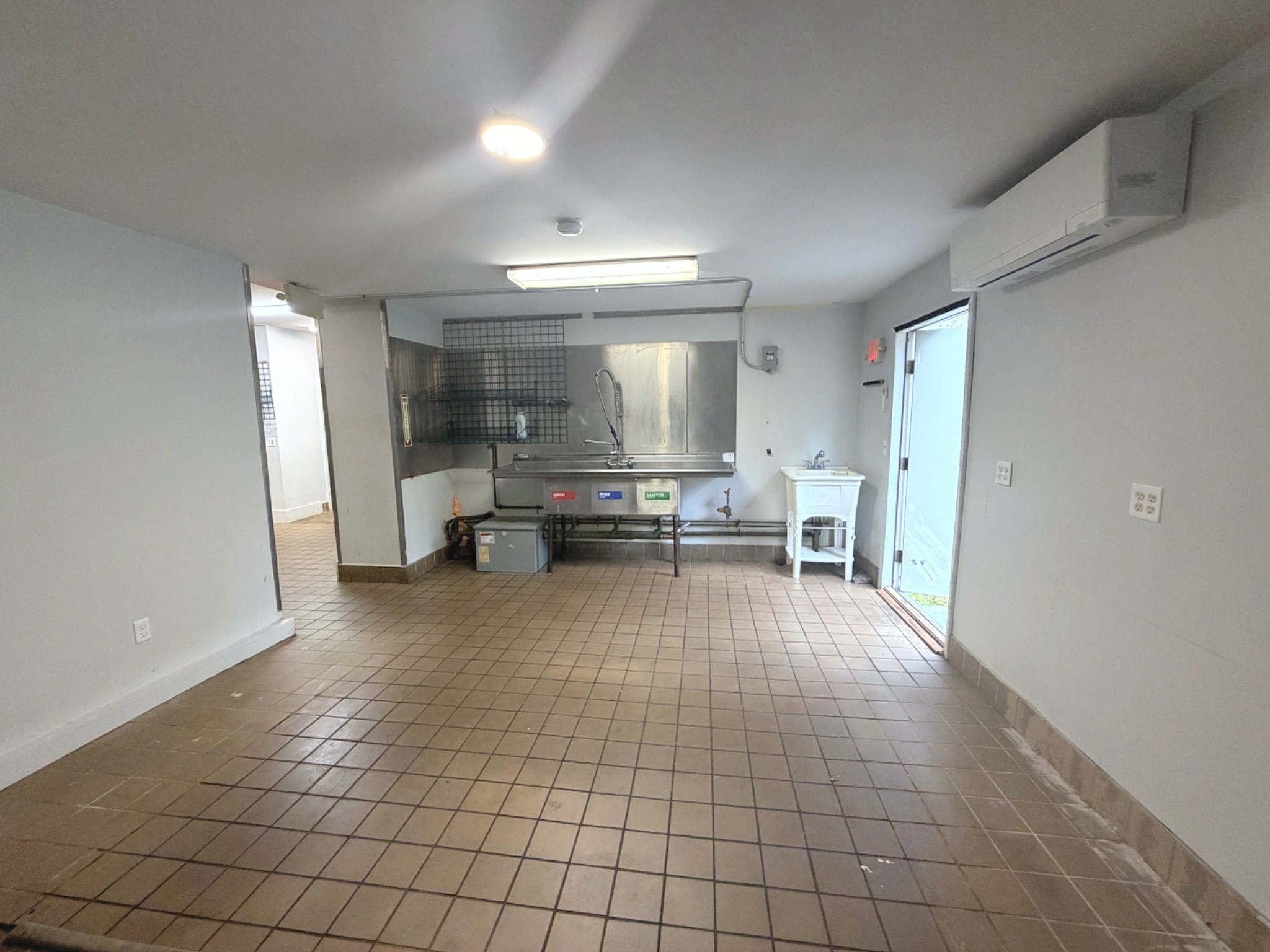 26 Sturbridge Road Property Photo 13