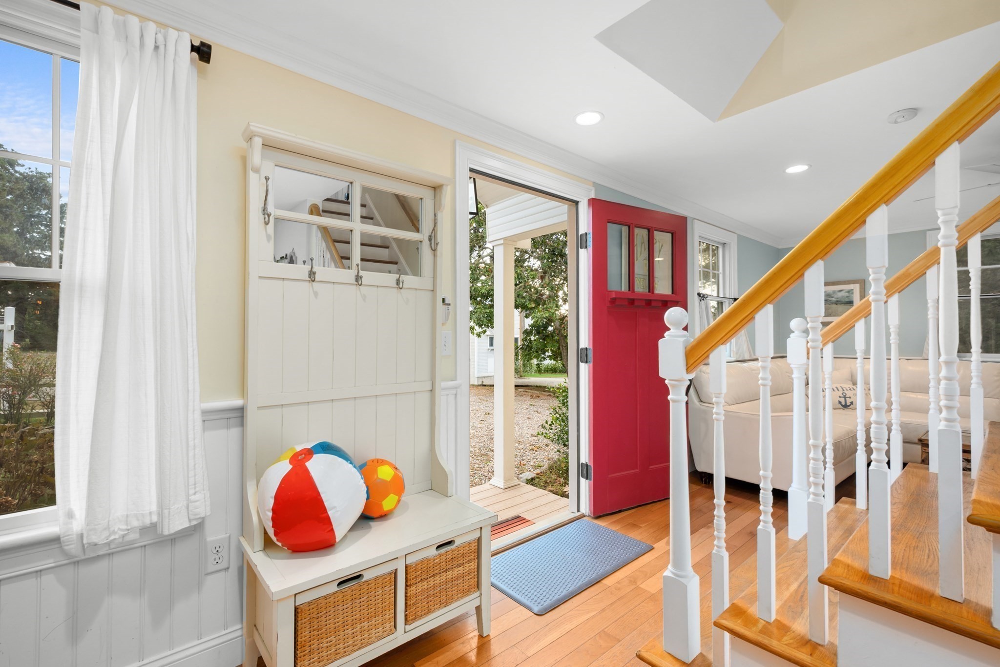 112 Soundview Property Photo 4