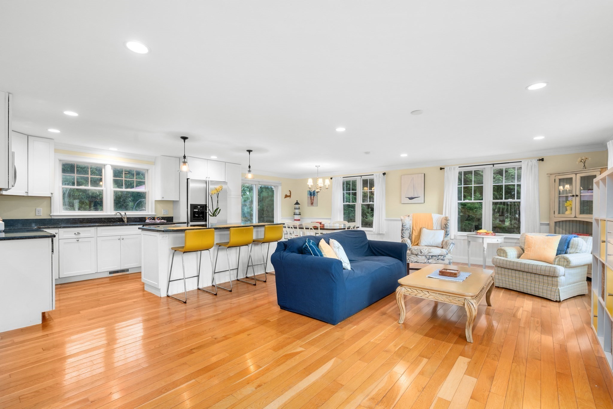112 Soundview Property Photo 5