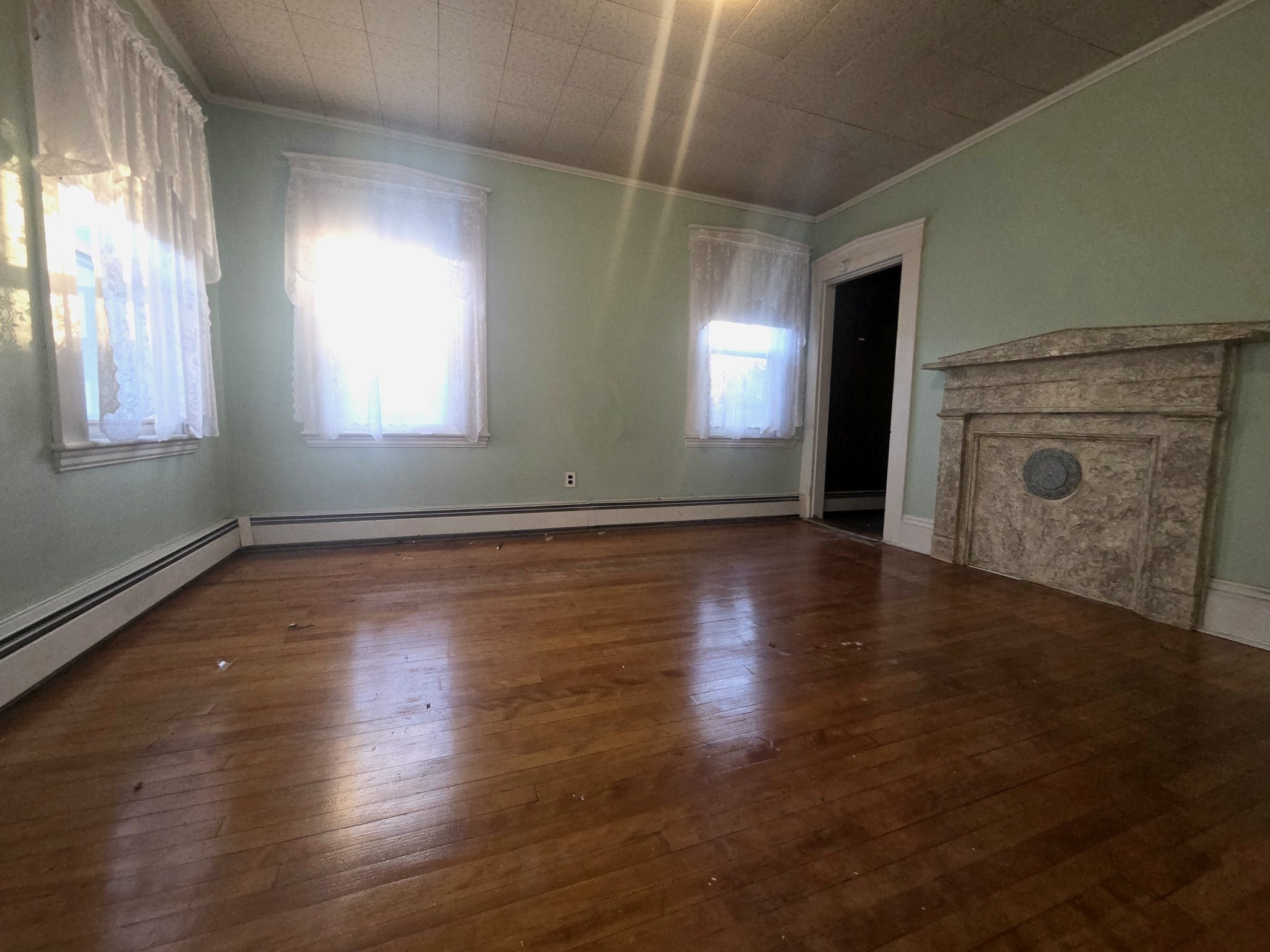 4 Upham St Property Photo 3