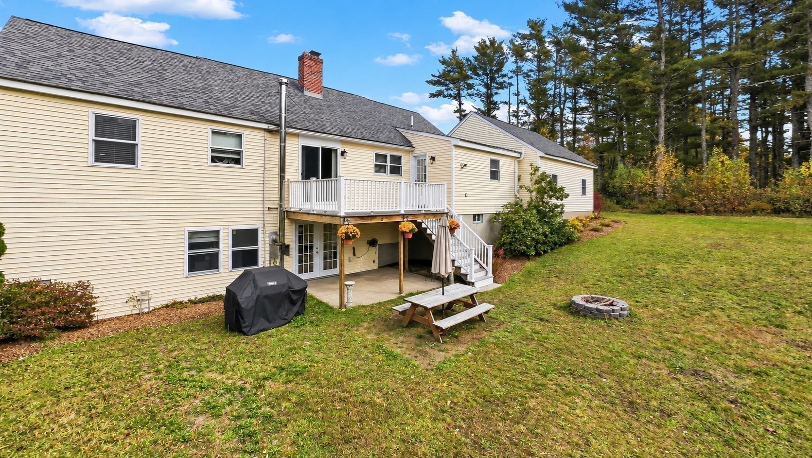 75a Wenham Rd Property Photo 3