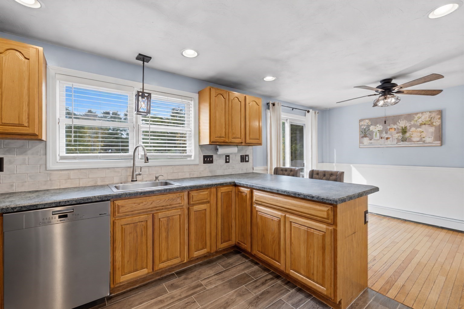 75a Wenham Rd Property Photo 12
