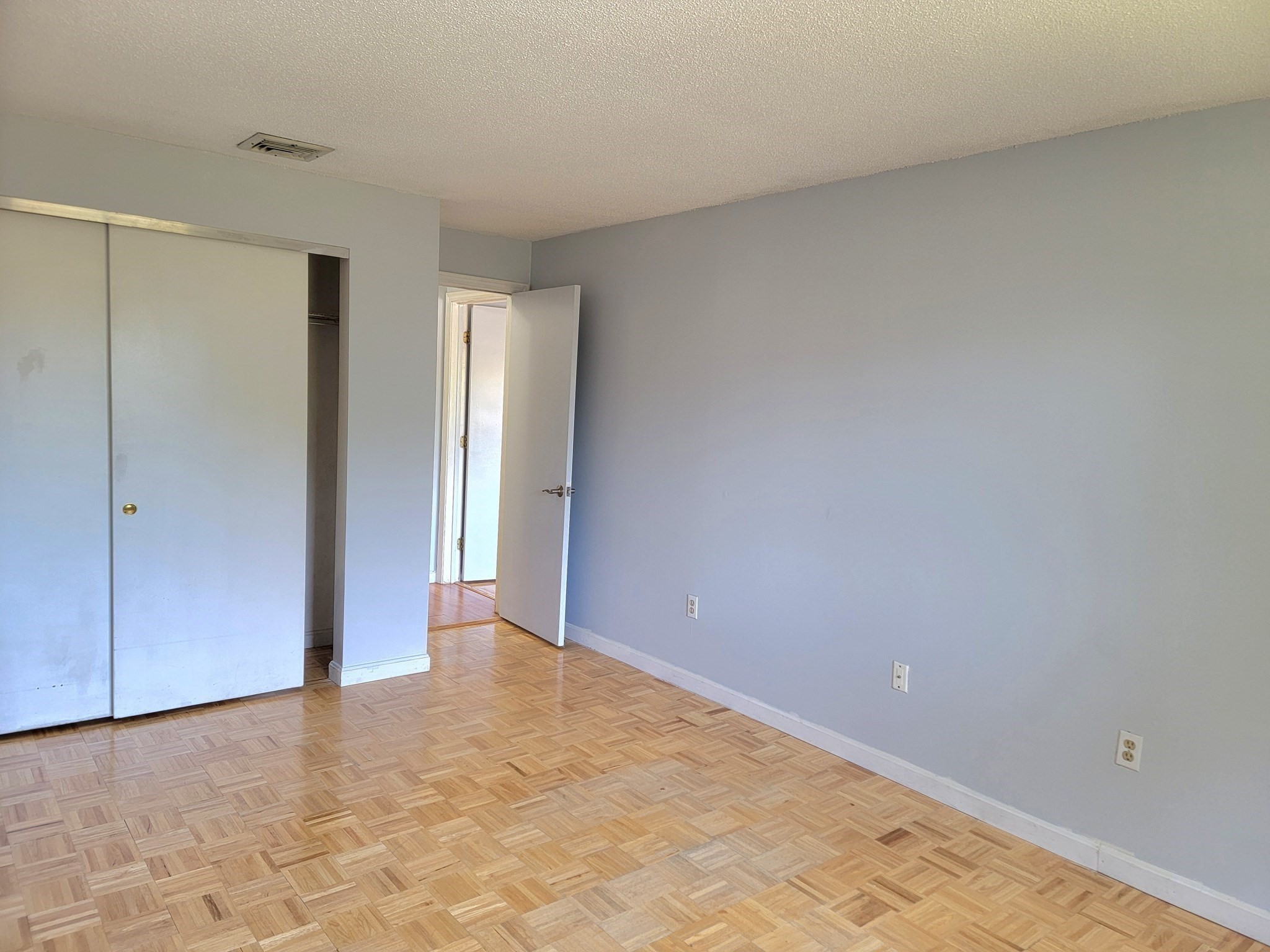 15 Bower Rd # B10 Property Photo 8