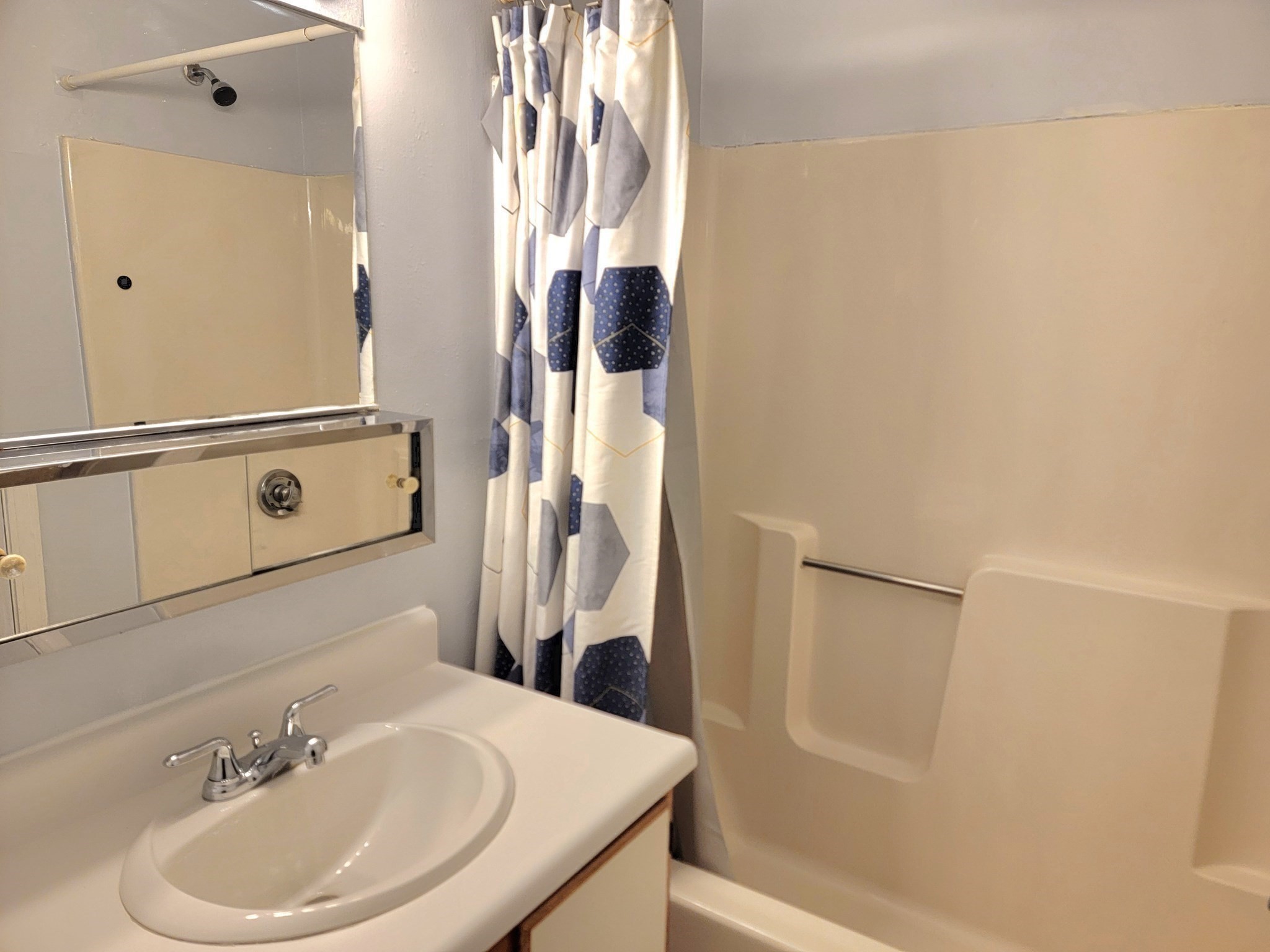 15 Bower Rd # B10 Property Photo 12
