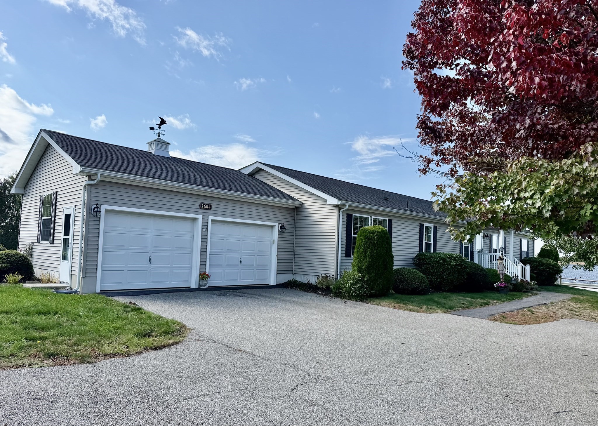2604 Pheasant Lane Property Photo 1