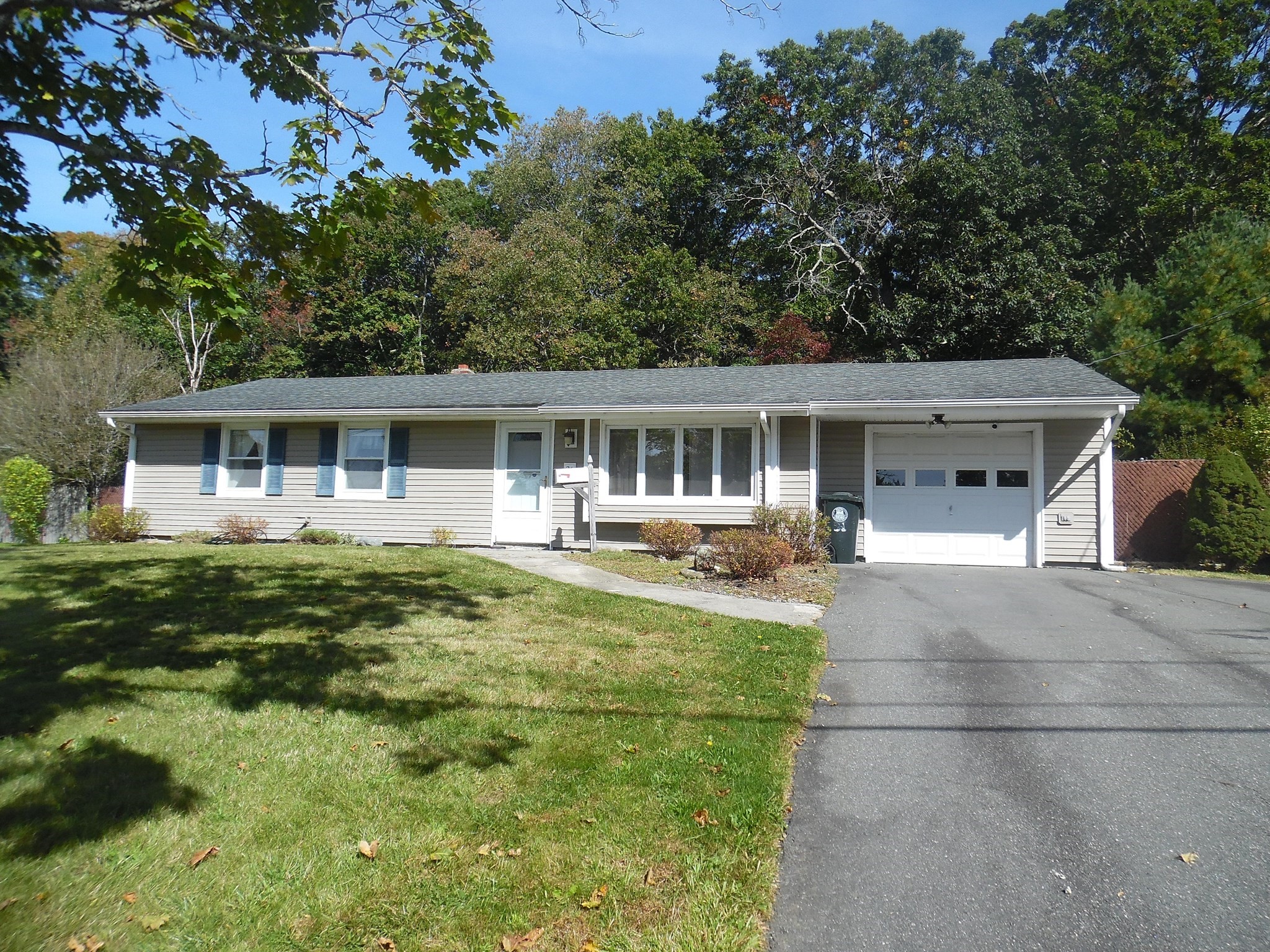 21 Burnside Drive Property Photo 1