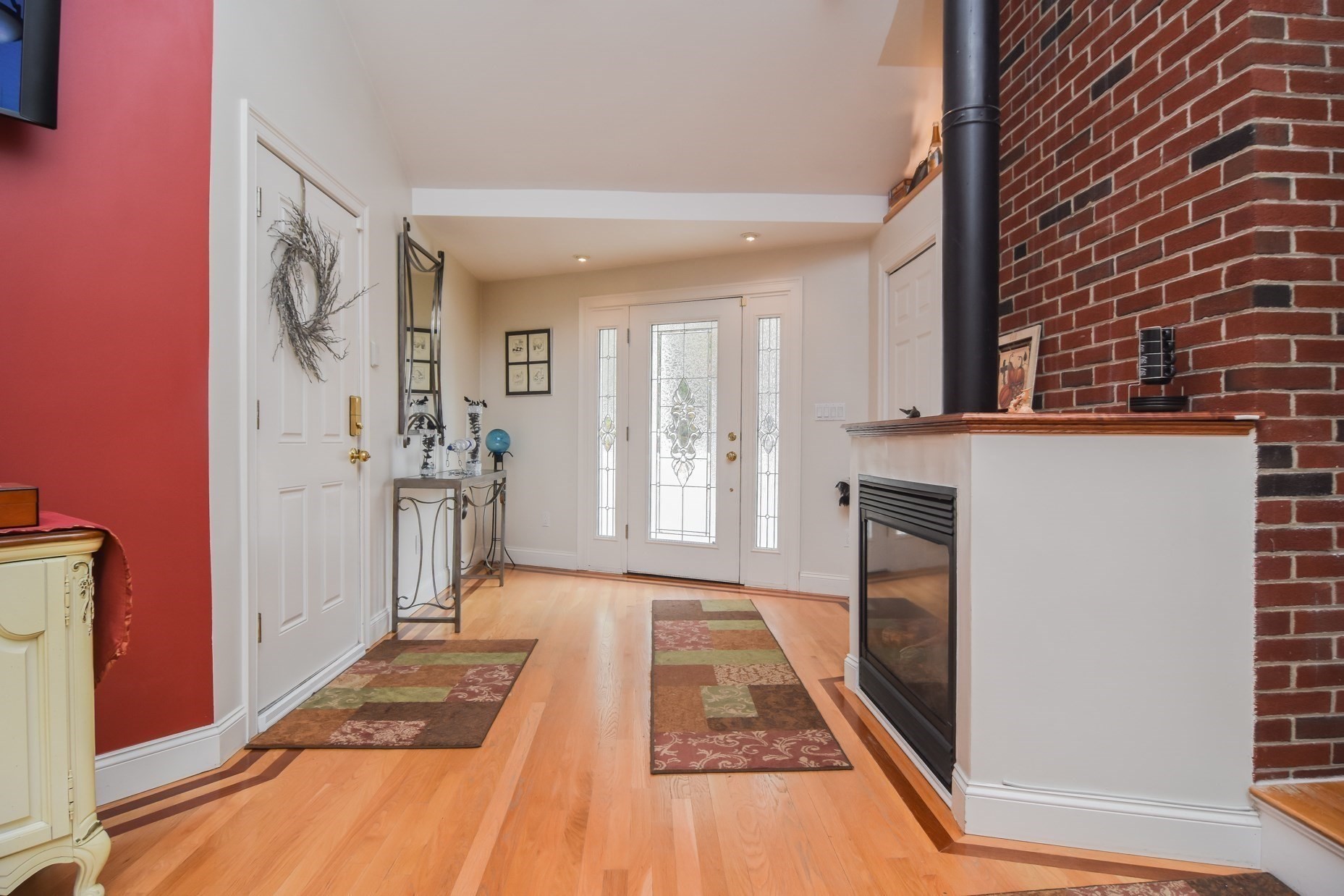 39 Walnut Street Property Photo 3