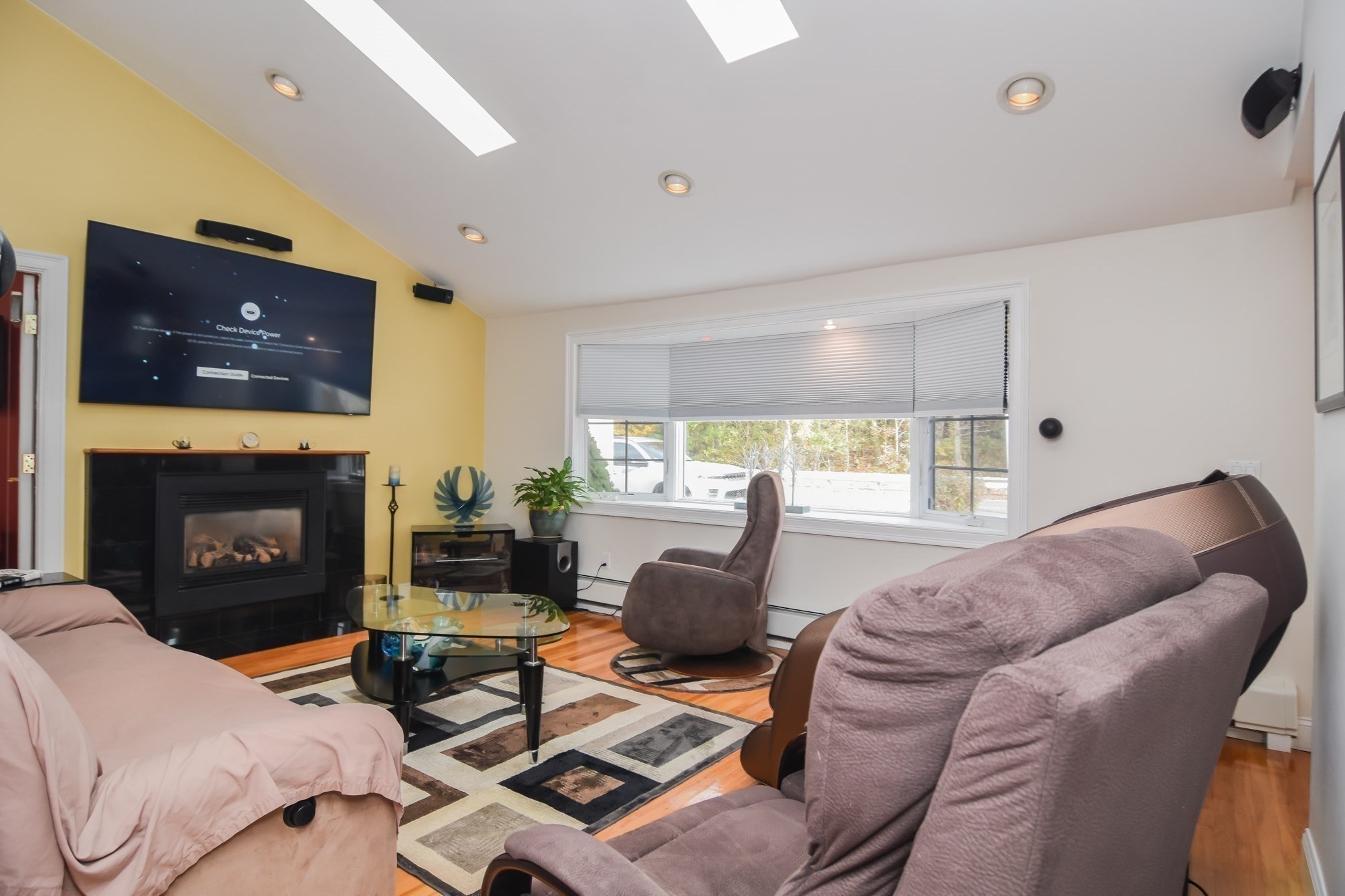 39 Walnut Street Property Photo 9