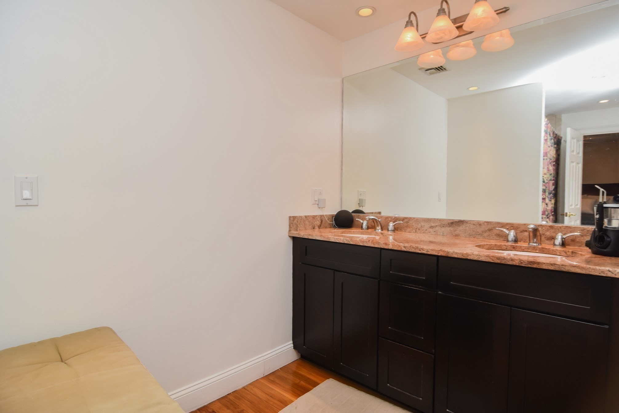 39 Walnut Street Property Photo 23