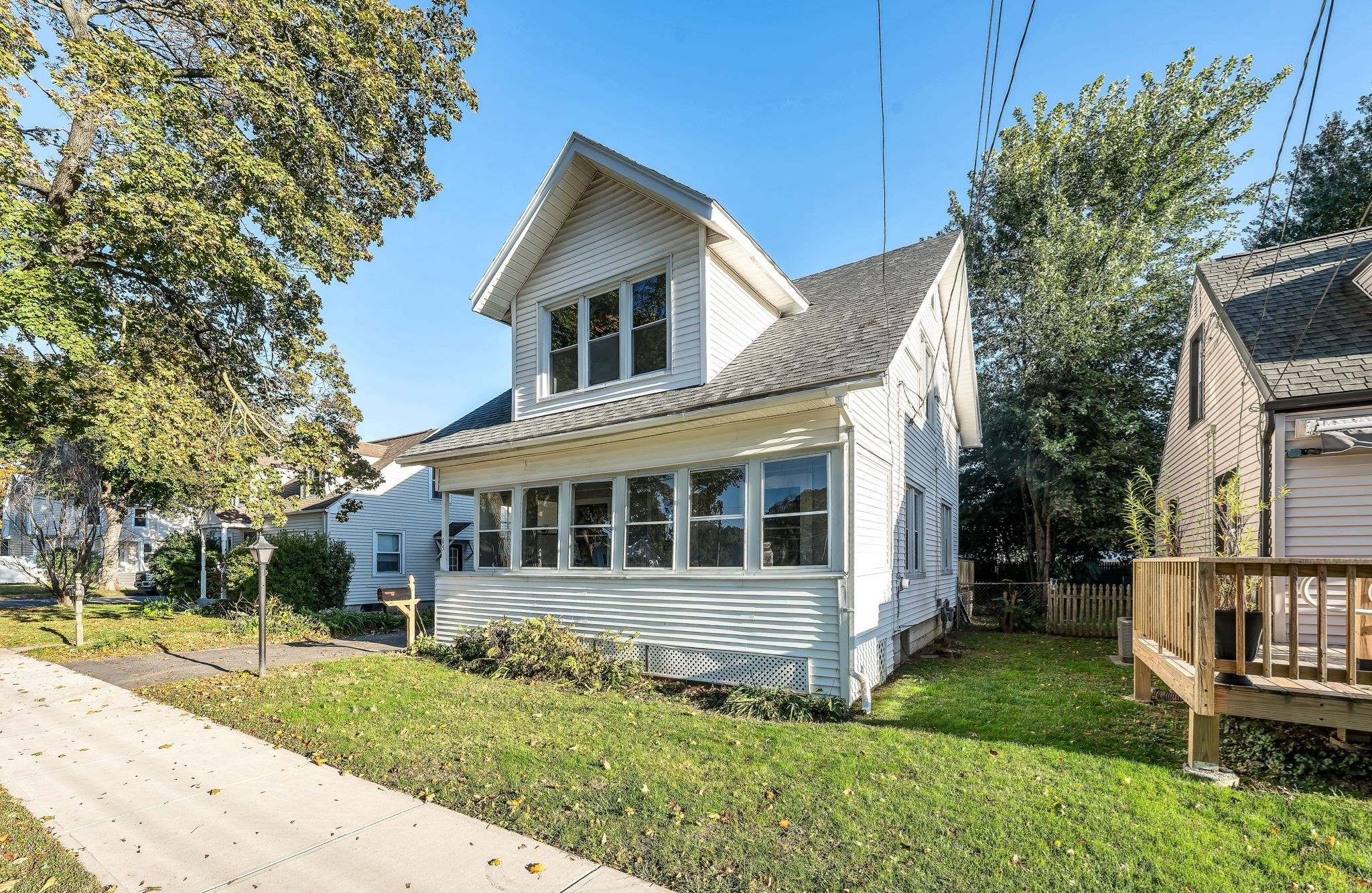 65 Avondale Ave Property Photo 1