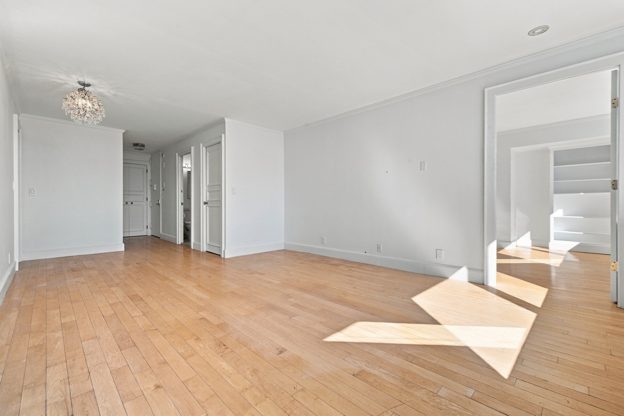 85 E India Row # 40d Property Photo 5