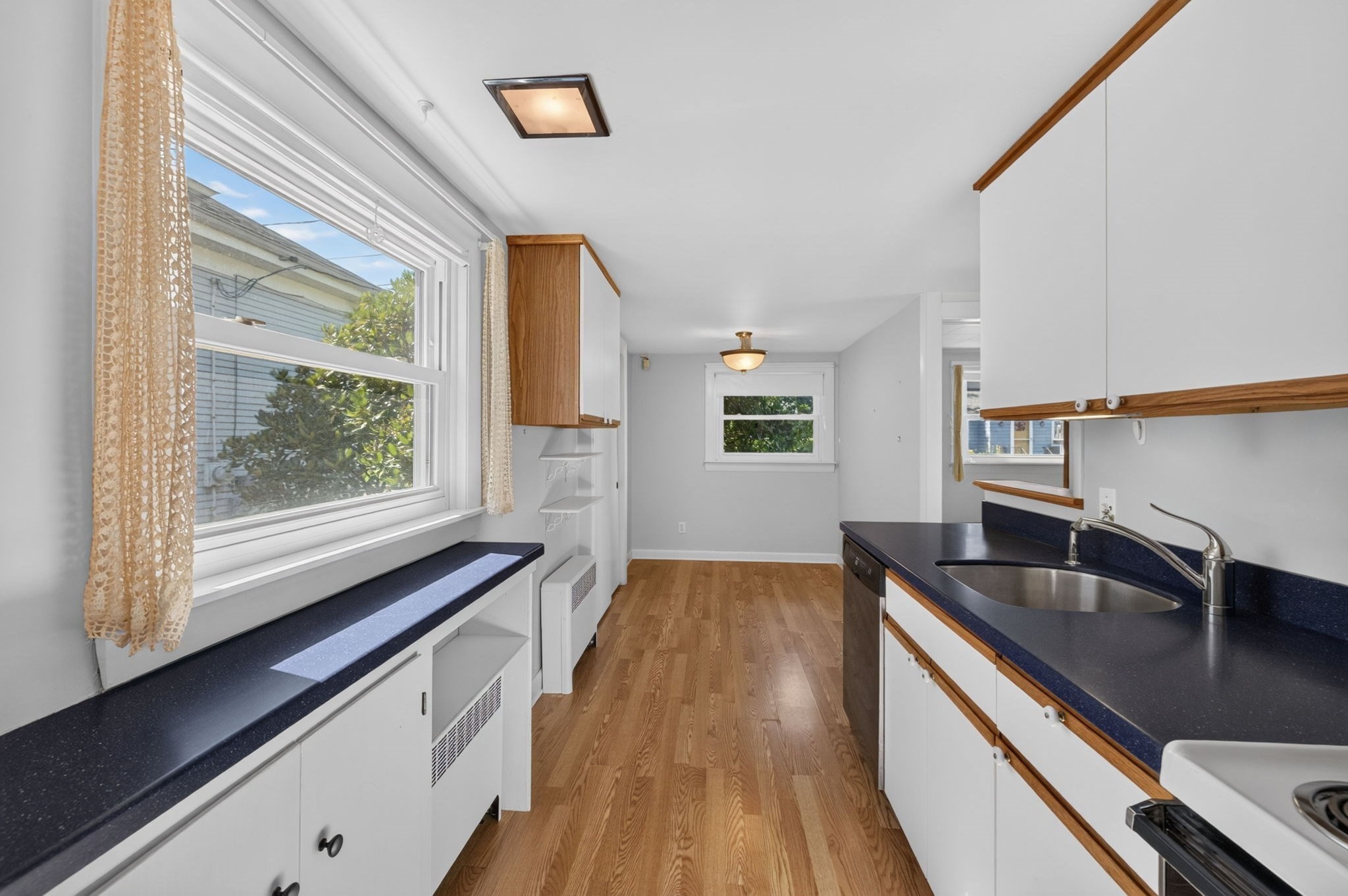 63 Hemlock St Property Photo 16
