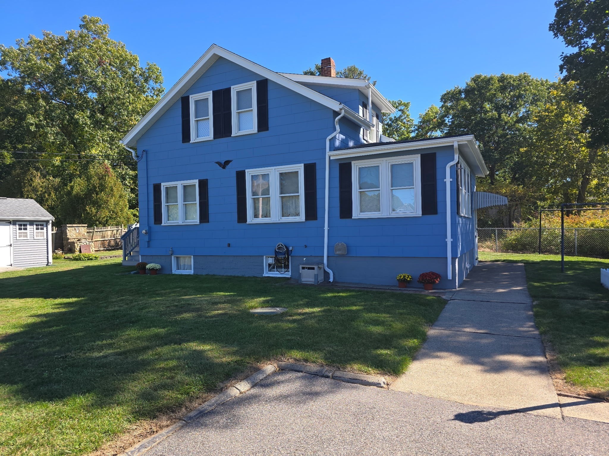 5 Hoffman St