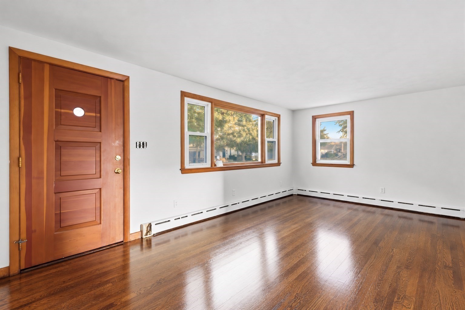 45 Pineridge St Property Photo 3