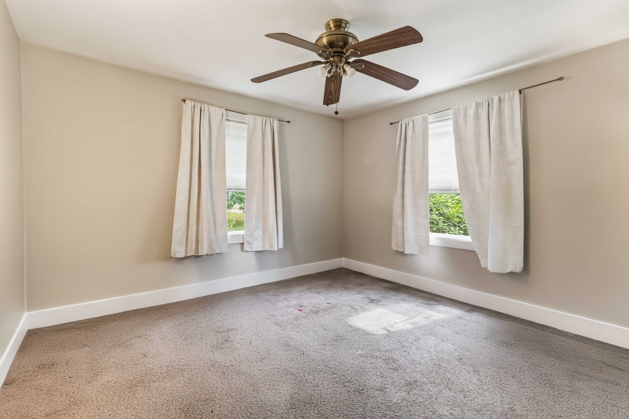 14 Highland Ave Property Photo 19
