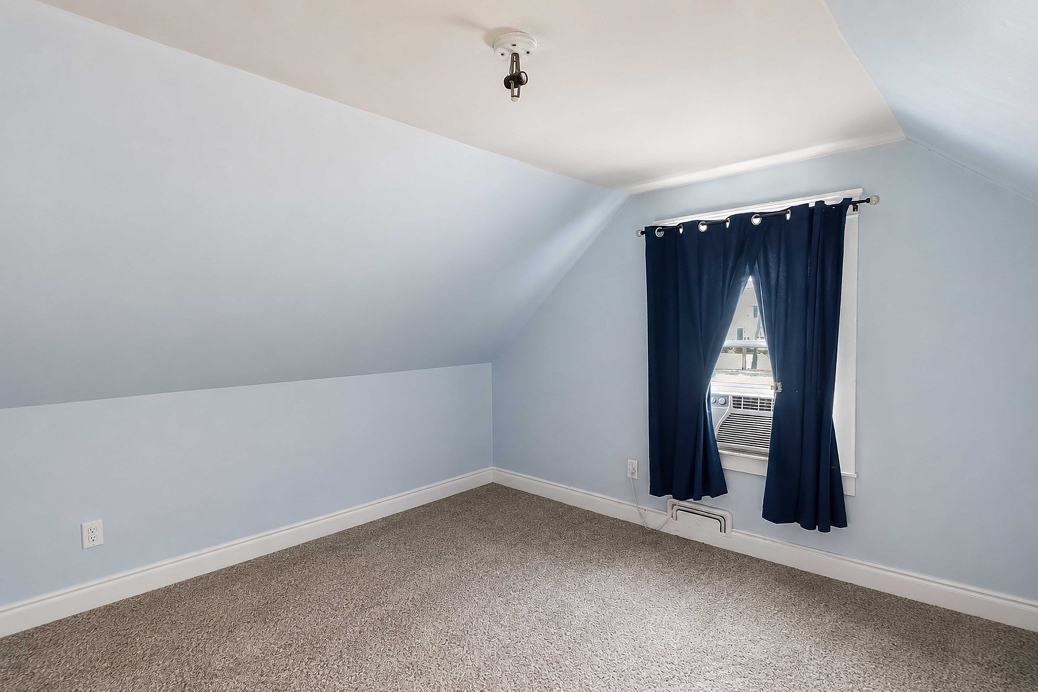 14 Highland Ave Property Photo 25