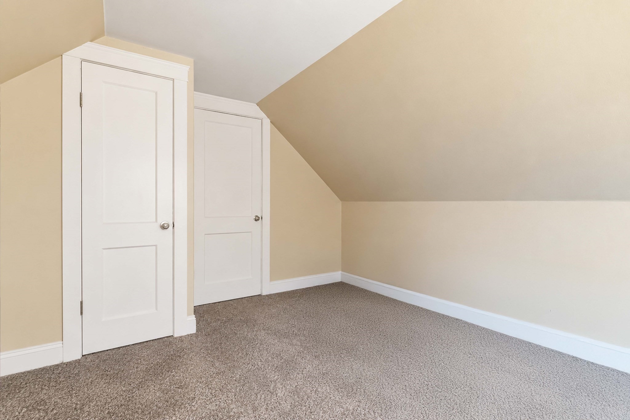 14 Highland Ave Property Photo 30