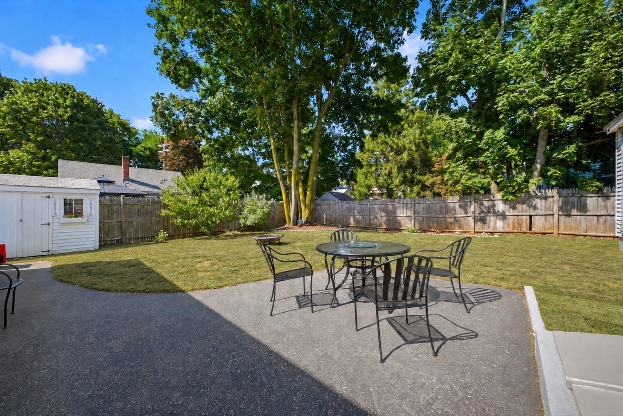 10 Summit Ter Property Photo 3