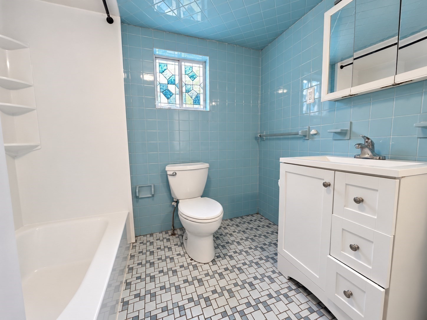 126 Pine Hill Cir Property Photo 4