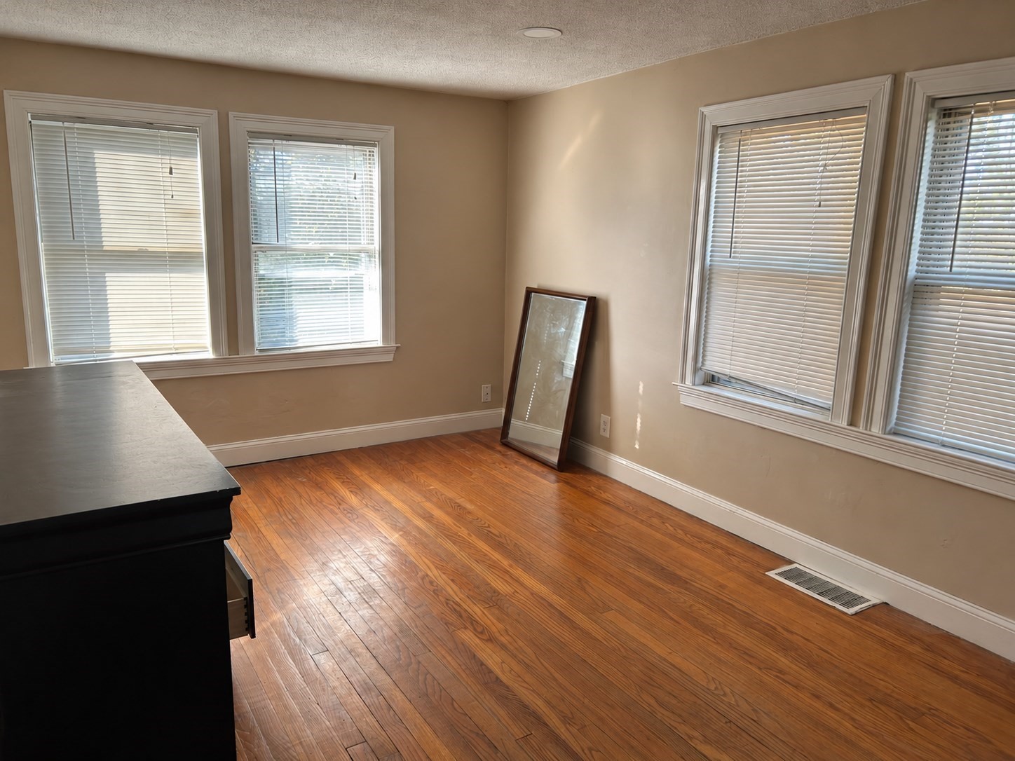 126 Pine Hill Cir Property Photo 8