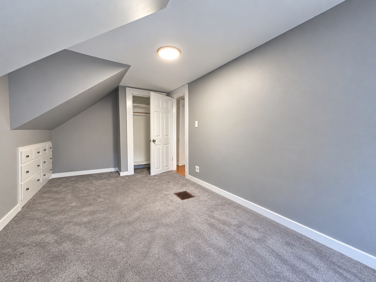 126 Pine Hill Cir Property Photo 13