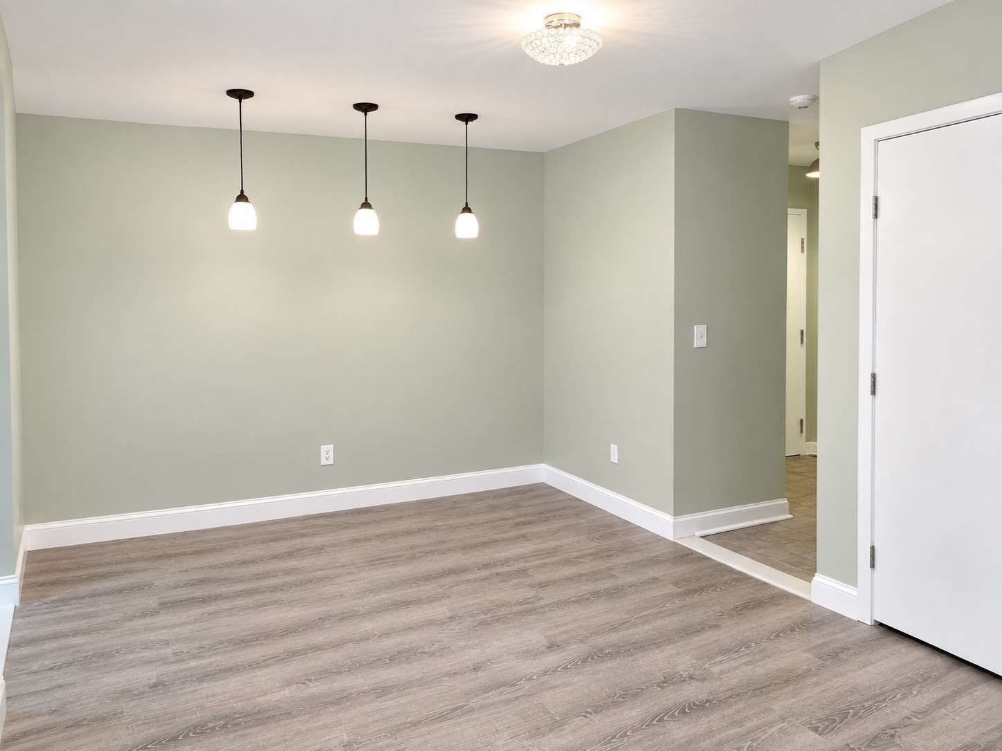 71 Fulkerson St # 112 Property Photo 3