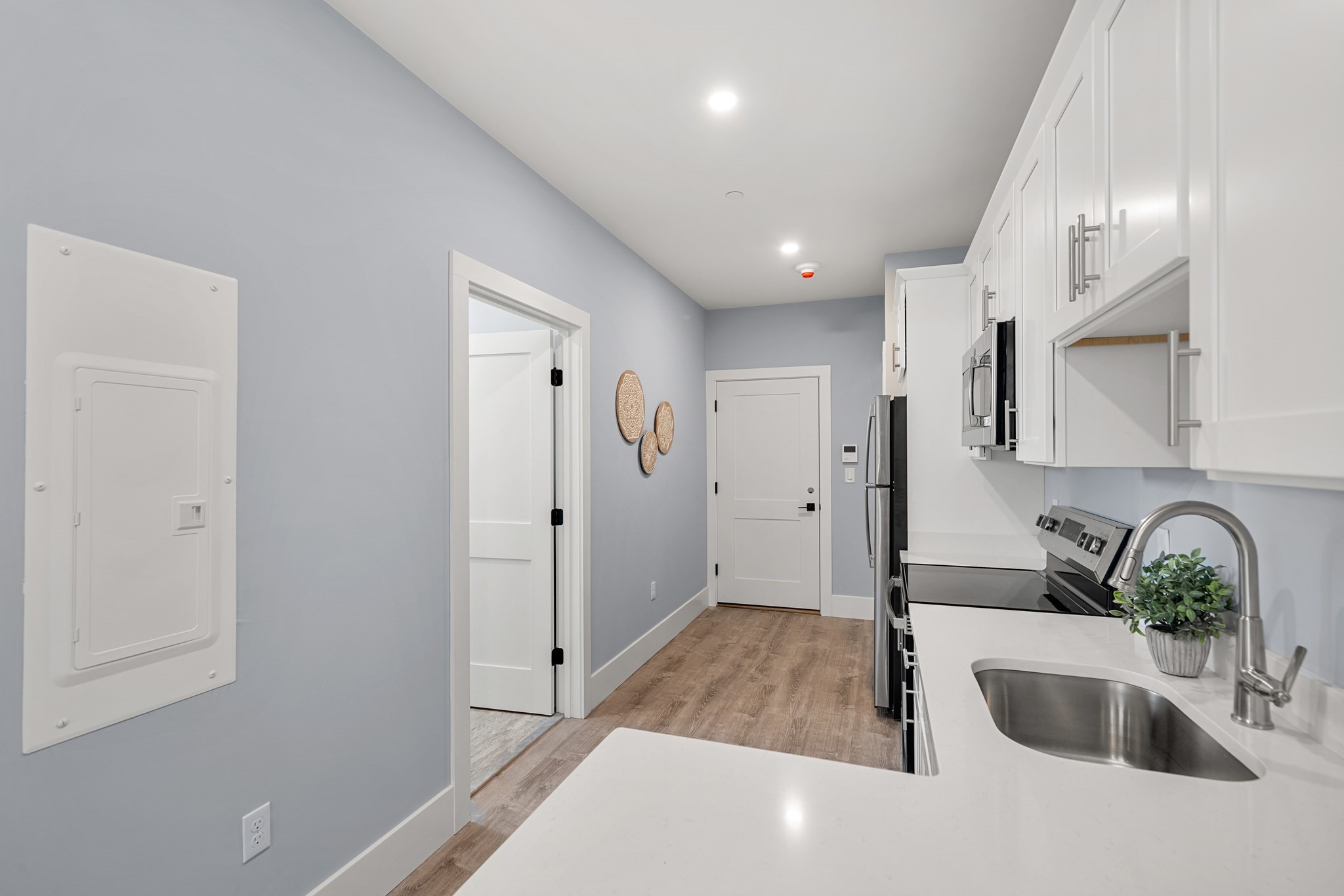 238 Lafayette Road # 108 Property Photo 4