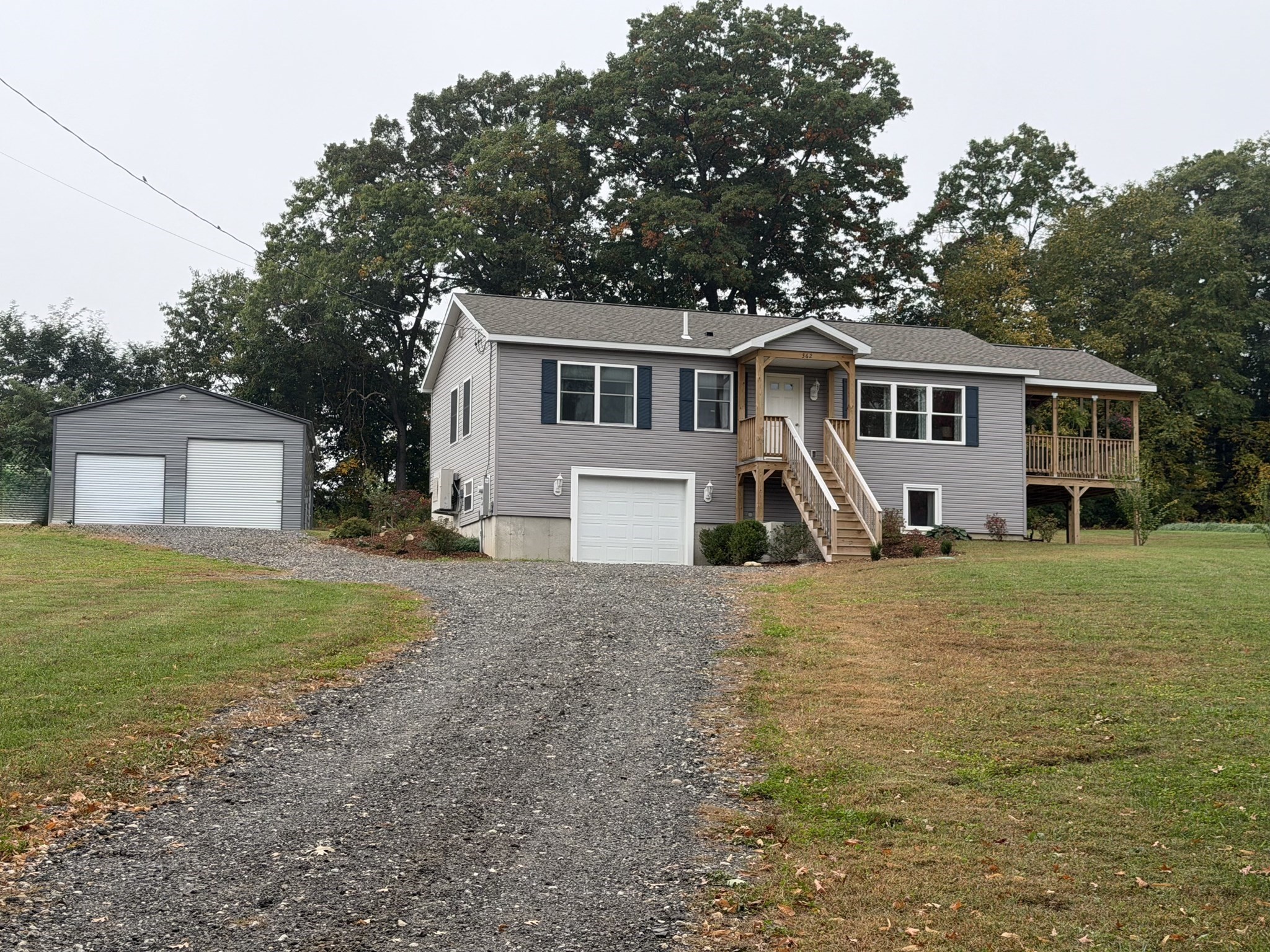 362 Hadley St Property Photo 1