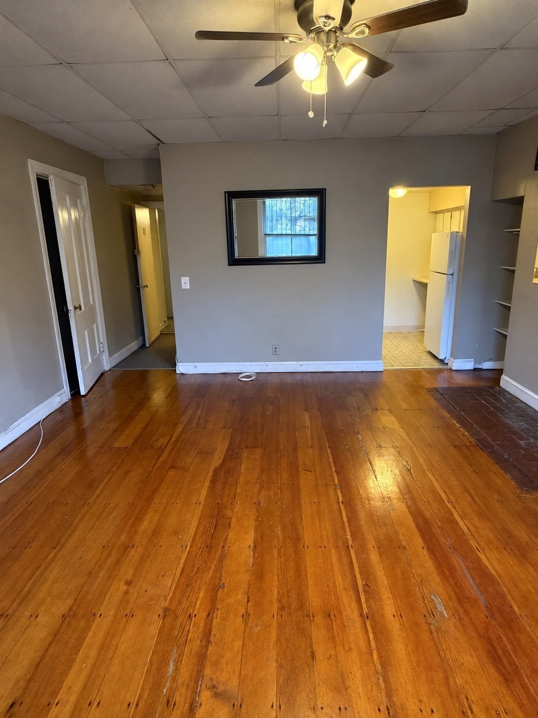 164 Beacon St Property Photo 8