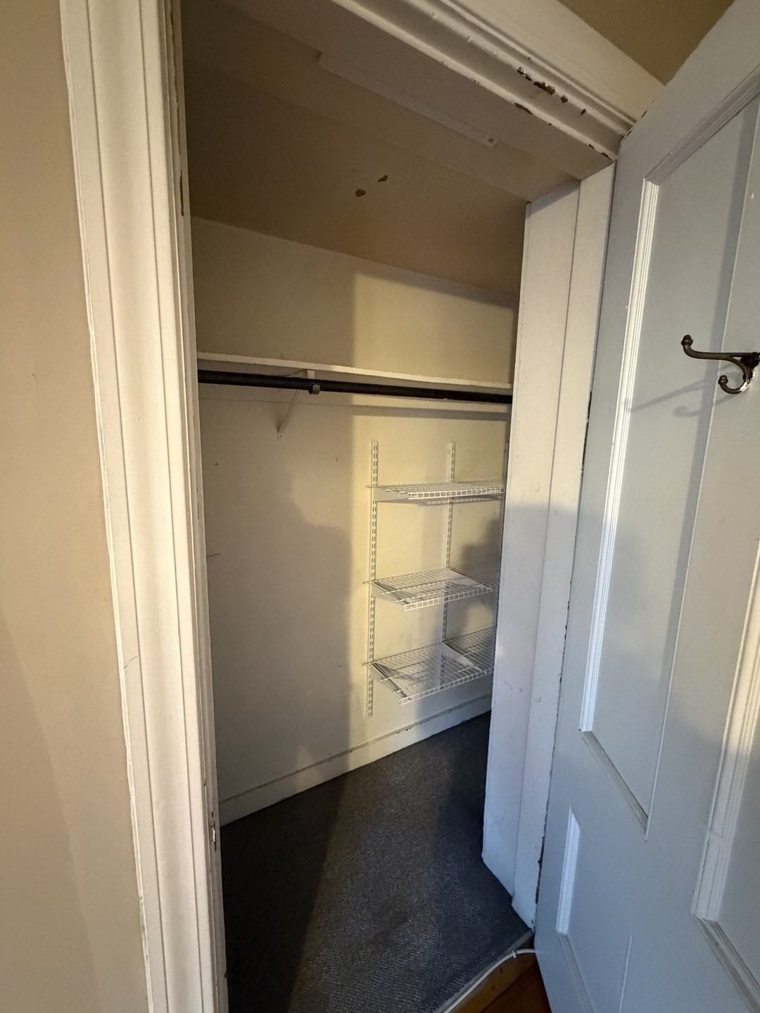 164 Beacon St Property Photo 11