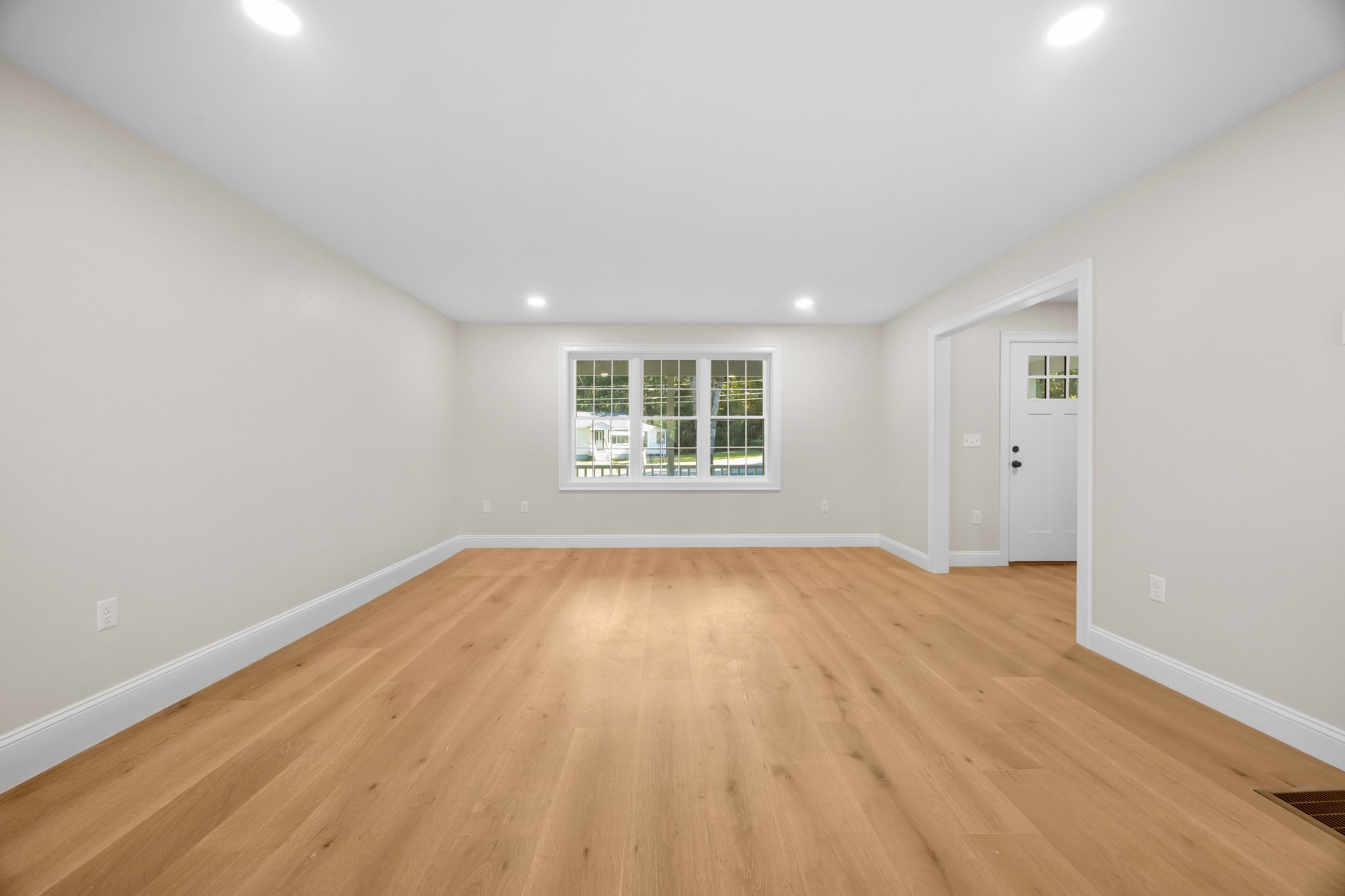 19 Captains Way Property Photo 11
