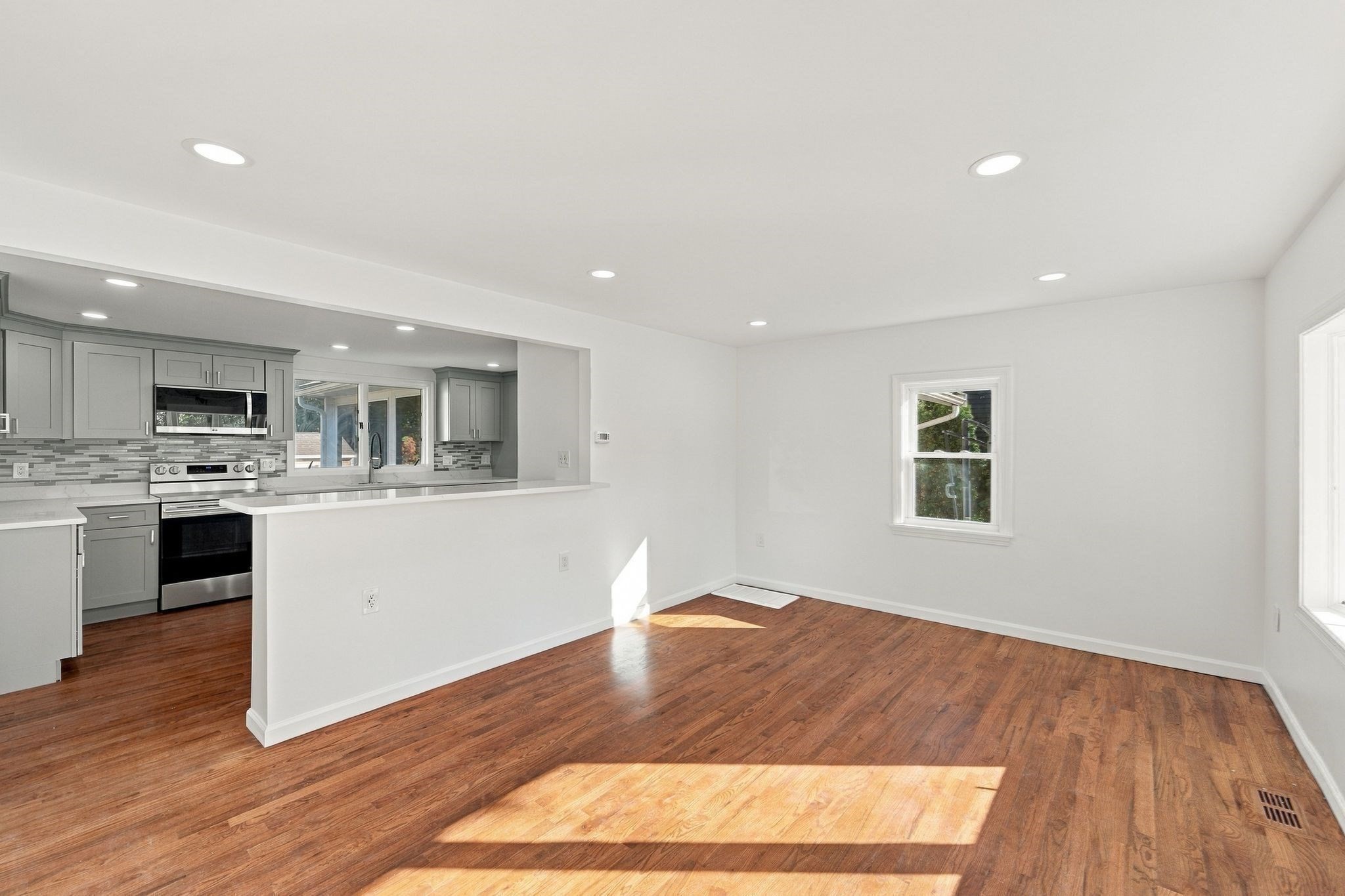 29 Windsor Rd Property Photo 9