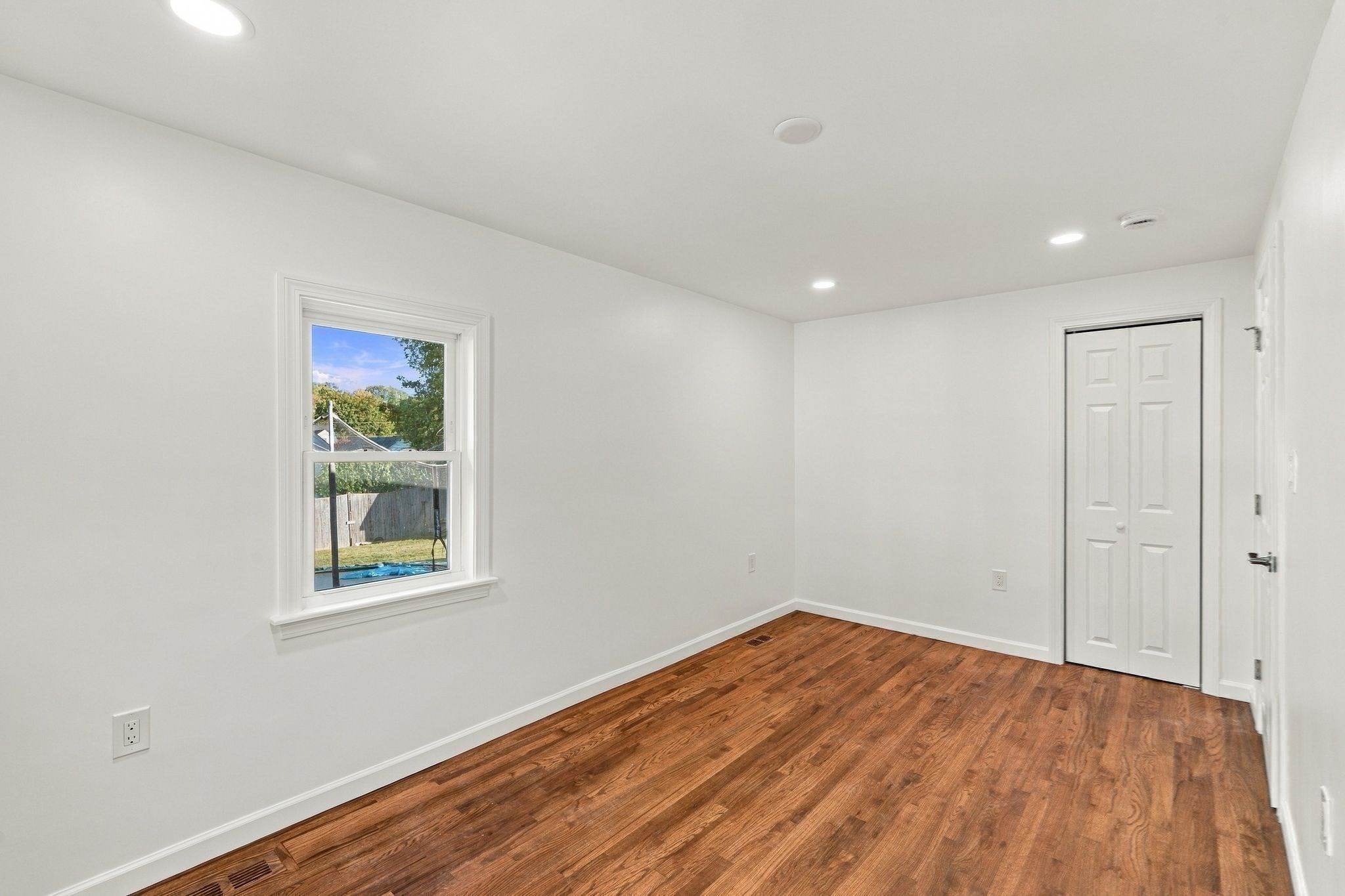 29 Windsor Rd Property Photo 16