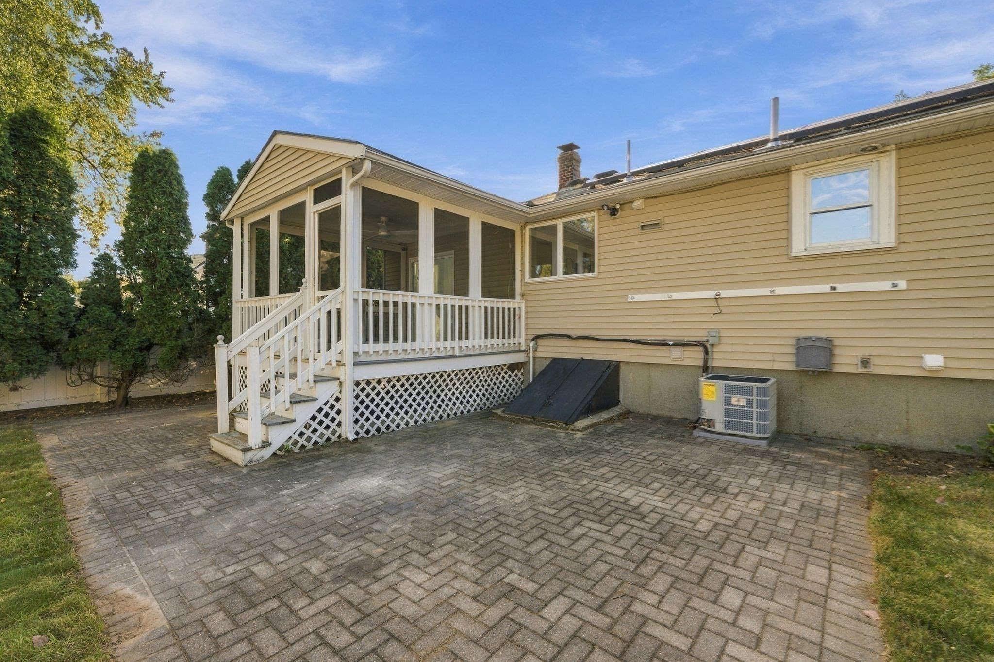 29 Windsor Rd Property Photo 34