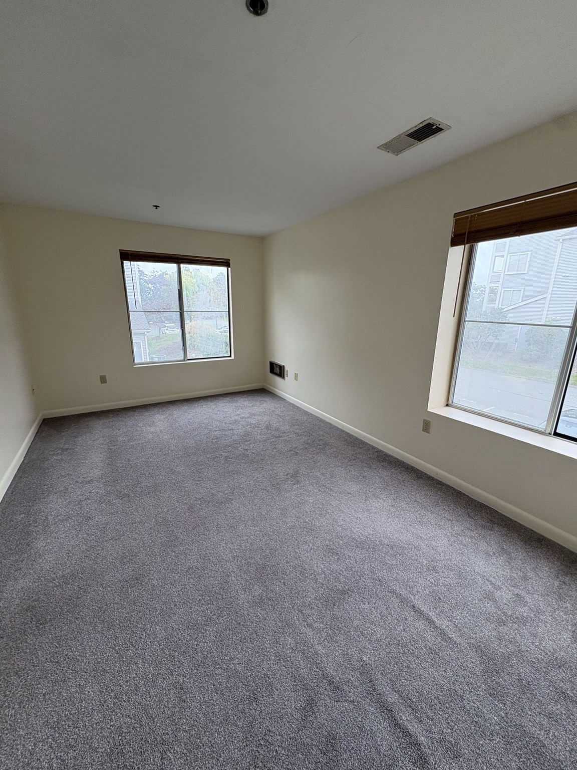 200 Falls Boulevard # B208 Property Photo 8
