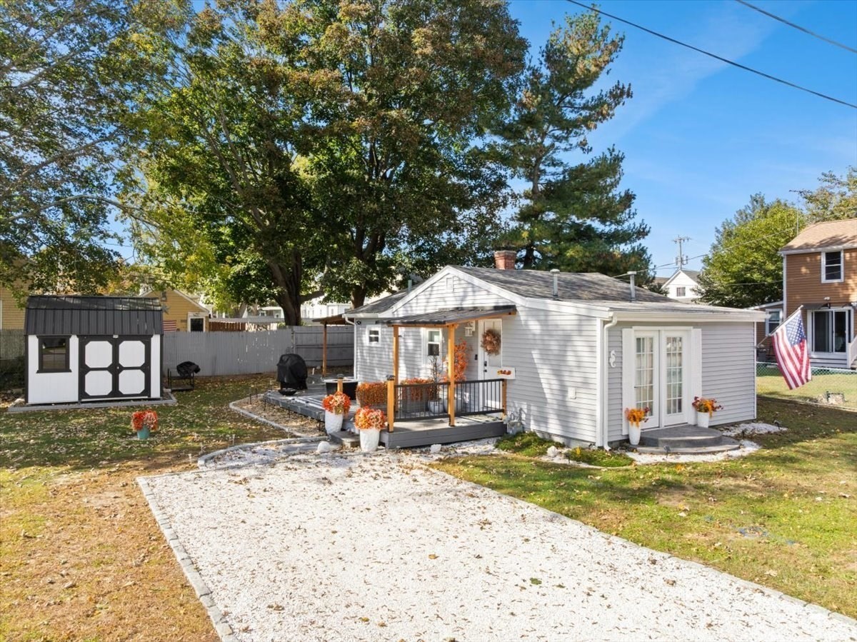 37 Sidney Ave Property Photo 1