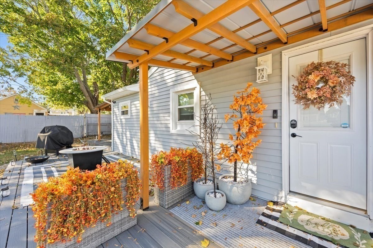 37 Sidney Ave Property Photo 5