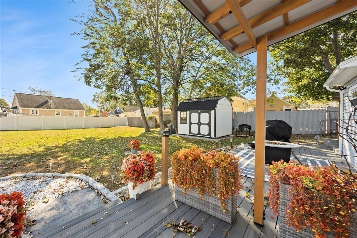 37 Sidney Ave Property Photo 6
